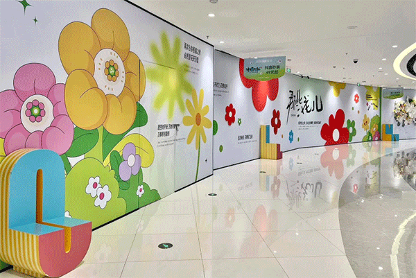 成都室外噴繪和室內(nèi)噴繪有什么區(qū)別？?jī)r(jià)格是多少？